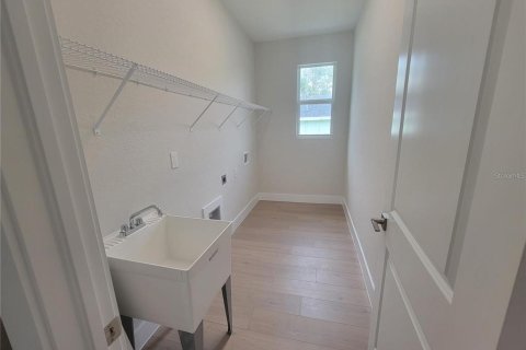 House in North Port, Florida 3 bedrooms, 138.98 sq.m. № 1881121 - photo 30