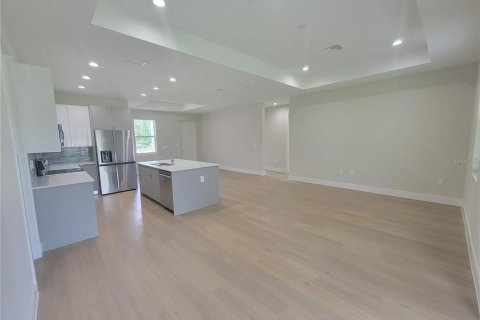 House in North Port, Florida 3 bedrooms, 138.98 sq.m. № 1881121 - photo 4