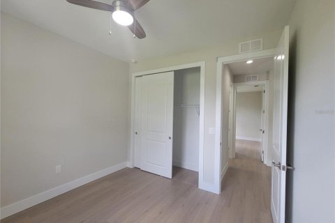 House in North Port, Florida 3 bedrooms, 138.98 sq.m. № 1881121 - photo 28