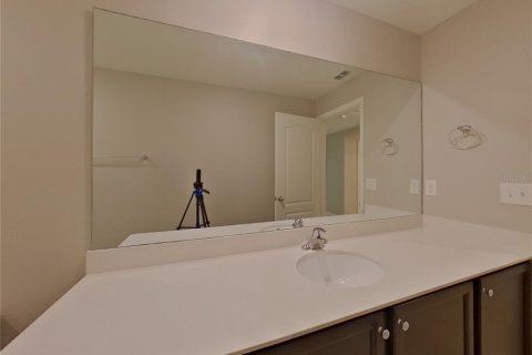 Casa en alquiler en Mascotte, Florida, 5 dormitorios, 180.6 m2 № 1911546 - foto 15