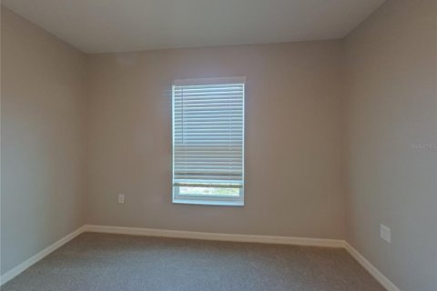 Casa en alquiler en Mascotte, Florida, 5 dormitorios, 180.6 m2 № 1911546 - foto 13