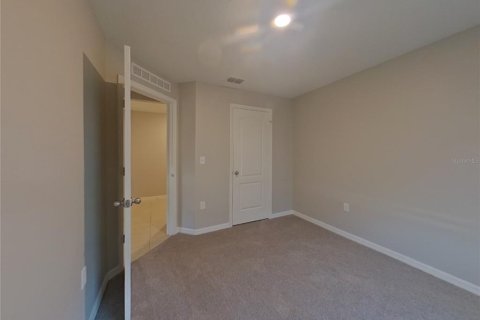 Casa en alquiler en Mascotte, Florida, 5 dormitorios, 180.6 m2 № 1911546 - foto 10