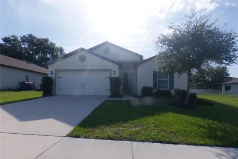 Casa en alquiler en Mascotte, Florida, 5 dormitorios, 180.6 m2 № 1911546 - foto 1