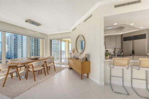 Copropriété à louer à Sarasota, Floride: 3 chambres, 260.03 m2 № 2313350 - photo 27