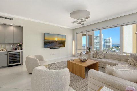 Copropriété à louer à Sarasota, Floride: 3 chambres, 260.03 m2 № 2313350 - photo 10
