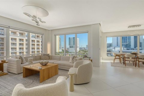 Copropriété à louer à Sarasota, Floride: 3 chambres, 260.03 m2 № 2313350 - photo 9