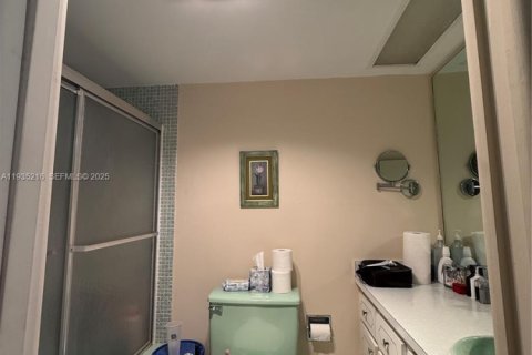 Condominio en venta en Pompano Beach, Florida, 2 dormitorios, 102.19 m2 № 1993415 - foto 17