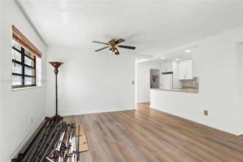 Купить таунхаус в Майами, Флорида 3 спальни, 161.37м2, № 2043399 - фото 6