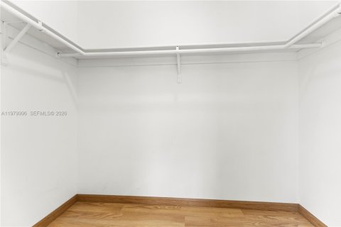 Купить таунхаус в Майами, Флорида 3 спальни, 161.37м2, № 2043399 - фото 19