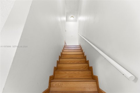 Купить таунхаус в Майами, Флорида 3 спальни, 161.37м2, № 2043399 - фото 15