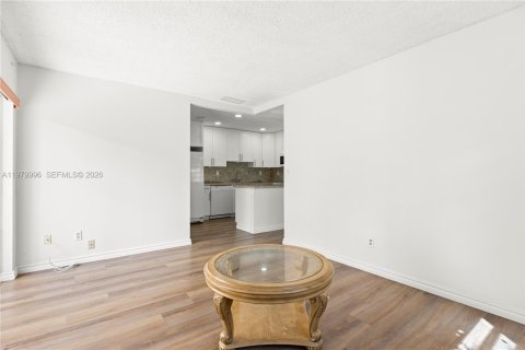 Купить таунхаус в Майами, Флорида 3 спальни, 161.37м2, № 2043399 - фото 9