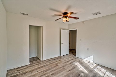 House in Bell, Florida 3 bedrooms, 101.17 sq.m. № 1544620 - photo 5