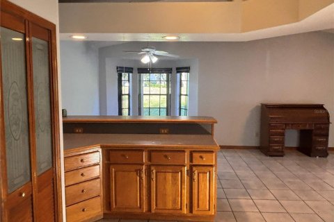 House in Deltona, Florida 3 bedrooms, 146.6 sq.m. № 2377815 - photo 5