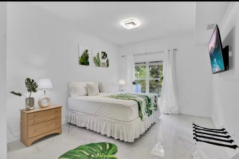 Adosado en alquiler en Kissimmee, Florida, 4 dormitorios, 136.57 m2 № 1736816 - foto 11