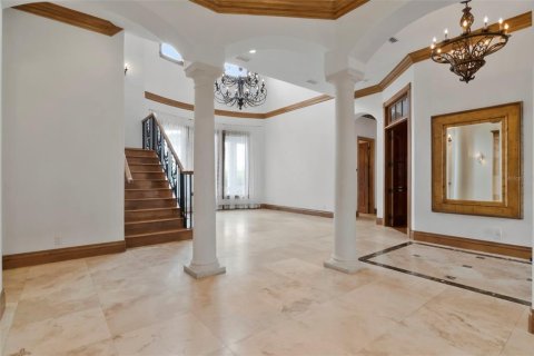 House in Tampa, Florida 5 bedrooms, 580.08 sq.m. № 2277035 - photo 6
