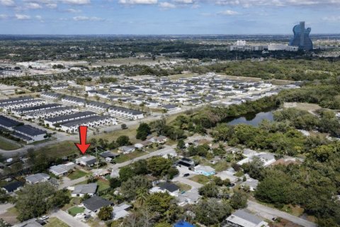 Villa ou maison à vendre à Hollywood, Floride: 3 chambres, 100.98 m2 № 2027044 - photo 5