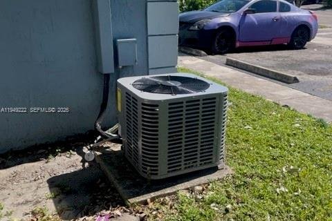 Купить коммерческую недвижимость в Форт-Лодердейл, Флорида 242.66м2, № 2006918 - фото 14