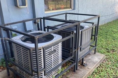 Купить коммерческую недвижимость в Форт-Лодердейл, Флорида 242.66м2, № 2006918 - фото 16