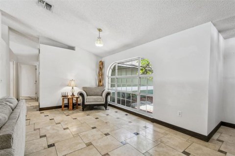 House in Lakeland, Florida 4 bedrooms, 238.94 sq.m. № 1915869 - photo 9