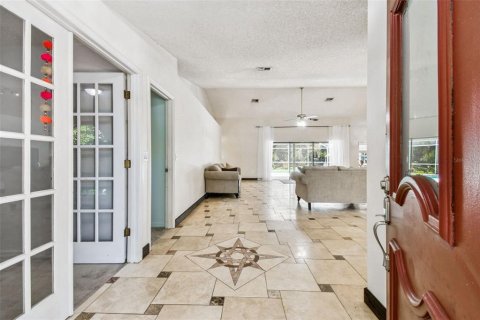 House in Lakeland, Florida 4 bedrooms, 238.94 sq.m. № 1915869 - photo 7