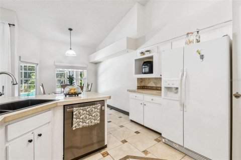 House in Lakeland, Florida 4 bedrooms, 238.94 sq.m. № 1915869 - photo 19