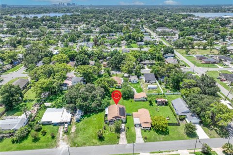 House in Orlando, Florida 3 bedrooms, 138.05 sq.m. № 2308442 - photo 17