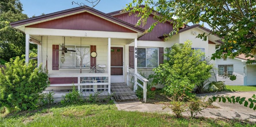 House in Orlando, Florida 3 bedrooms, 138.05 sq.m. № 2308442