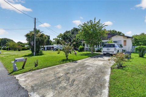 House in Orlando, Florida 3 bedrooms, 138.05 sq.m. № 2308442 - photo 5