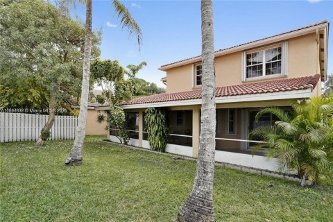 House in Sunrise, Florida 4 bedrooms, 240.25 sq.m. № 1701014 - photo 4