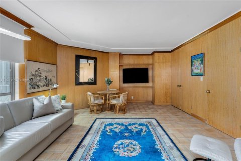 Copropriété à vendre à Bal Harbour, Floride: 2 chambres, 234.58 m2 № 1954359 - photo 7