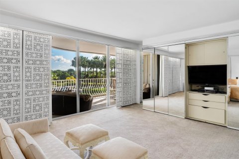 Copropriété à vendre à Bal Harbour, Floride: 2 chambres, 234.58 m2 № 1954359 - photo 10