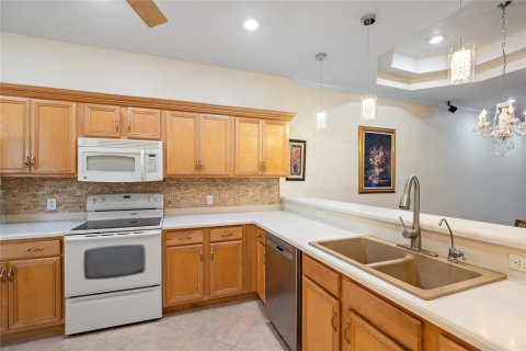 Villa ou maison à vendre à Land O' Lakes, Floride: 2 chambres, 124.49 m2 № 2212333 - photo 7