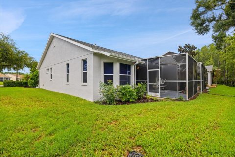 Villa ou maison à vendre à Land O' Lakes, Floride: 2 chambres, 124.49 m2 № 2212333 - photo 3