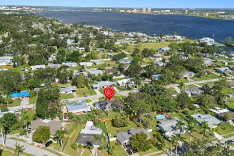 Casa en alquiler en Bradenton, Florida, 2 dormitorios, 166.85 m2 № 1847491 - foto 5