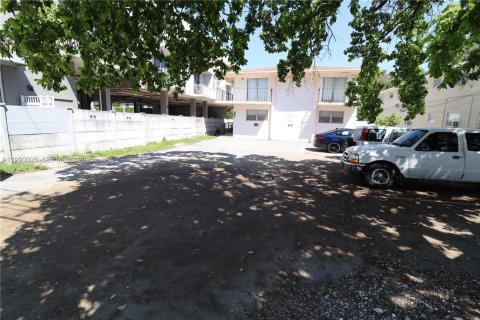 Appartement à louer à Miami, Floride: 2 chambres, 74.32 m2 № 2056120 - photo 10