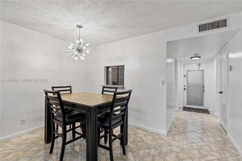 Condominio en venta en Sunrise, Florida, 1 dormitorio, 78.97 m2 № 2050522 - foto 6