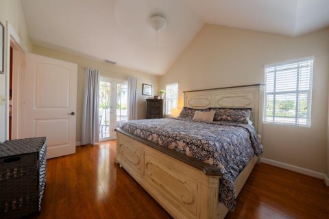 House in Okeechobee, Florida 1 bedroom, 136.01 sq.m. № 2175625 - photo 8