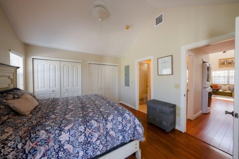 House in Okeechobee, Florida 1 bedroom, 136.01 sq.m. № 2175625 - photo 26