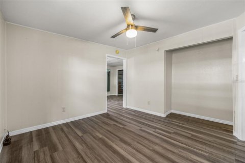 Casa en venta en Zephyrhills, Florida, 2 dormitorios, 136.85 m2 № 2095295 - foto 18