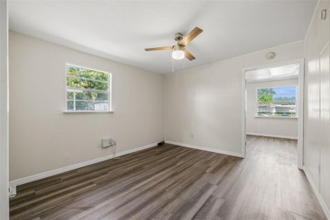 Casa en venta en Zephyrhills, Florida, 2 dormitorios, 136.85 m2 № 2095295 - foto 17