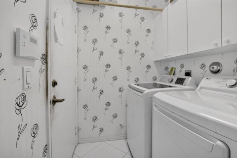 Villa ou maison à vendre à Delray Beach, Floride: 2 chambres, 144.74 m2 № 2414861 - photo 11
