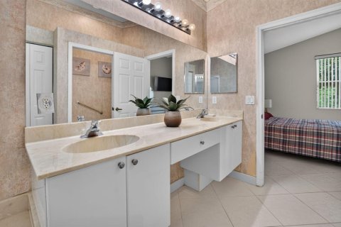 Villa ou maison à vendre à Delray Beach, Floride: 2 chambres, 144.74 m2 № 2414861 - photo 26