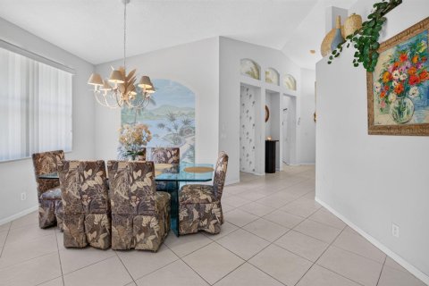 Villa ou maison à vendre à Delray Beach, Floride: 2 chambres, 144.74 m2 № 2414861 - photo 13