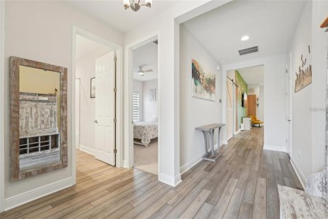 Villa ou maison à vendre à Fish Hawk, Floride: 4 chambres, 235.69 m2 № 1899999 - photo 5