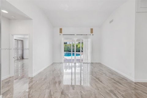 House in Cooper City, Florida 4 bedrooms, 250 sq.m. № 2033308 - photo 5