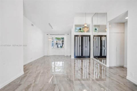 House in Cooper City, Florida 4 bedrooms, 250 sq.m. № 2033308 - photo 7