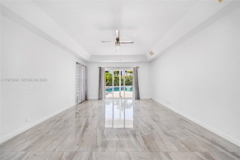 House in Cooper City, Florida 4 bedrooms, 250 sq.m. № 2033308 - photo 9