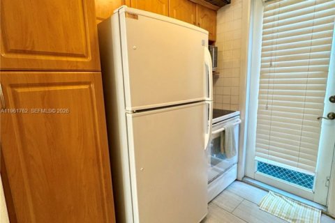 Снять в аренду кондоминиум в Майами-Бич, Флорида 40.88м2, № 2024525 - фото 8