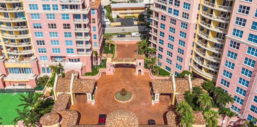 Condo in Fort Lauderdale, Florida, 4 bedrooms № 1180544