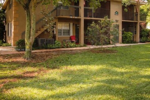 Condo à Pembroke Pines, Floride, 2 chambres № 2153716